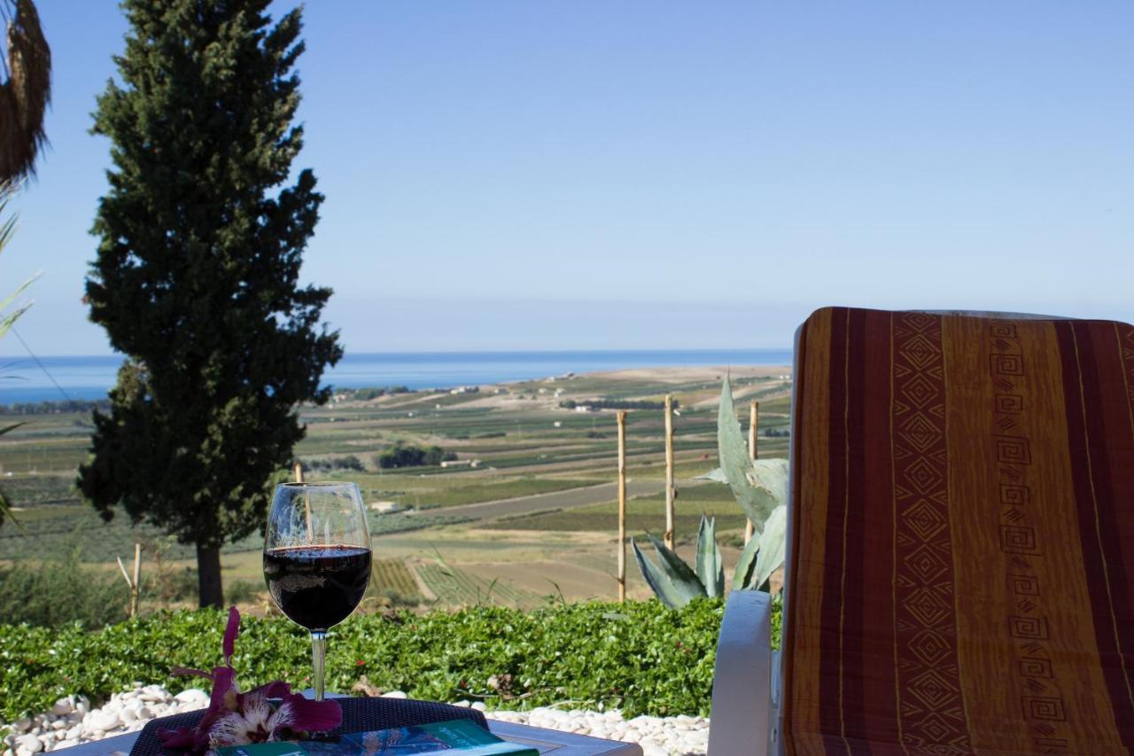 Casa Vacanze Surriano Шака Екстериор снимка