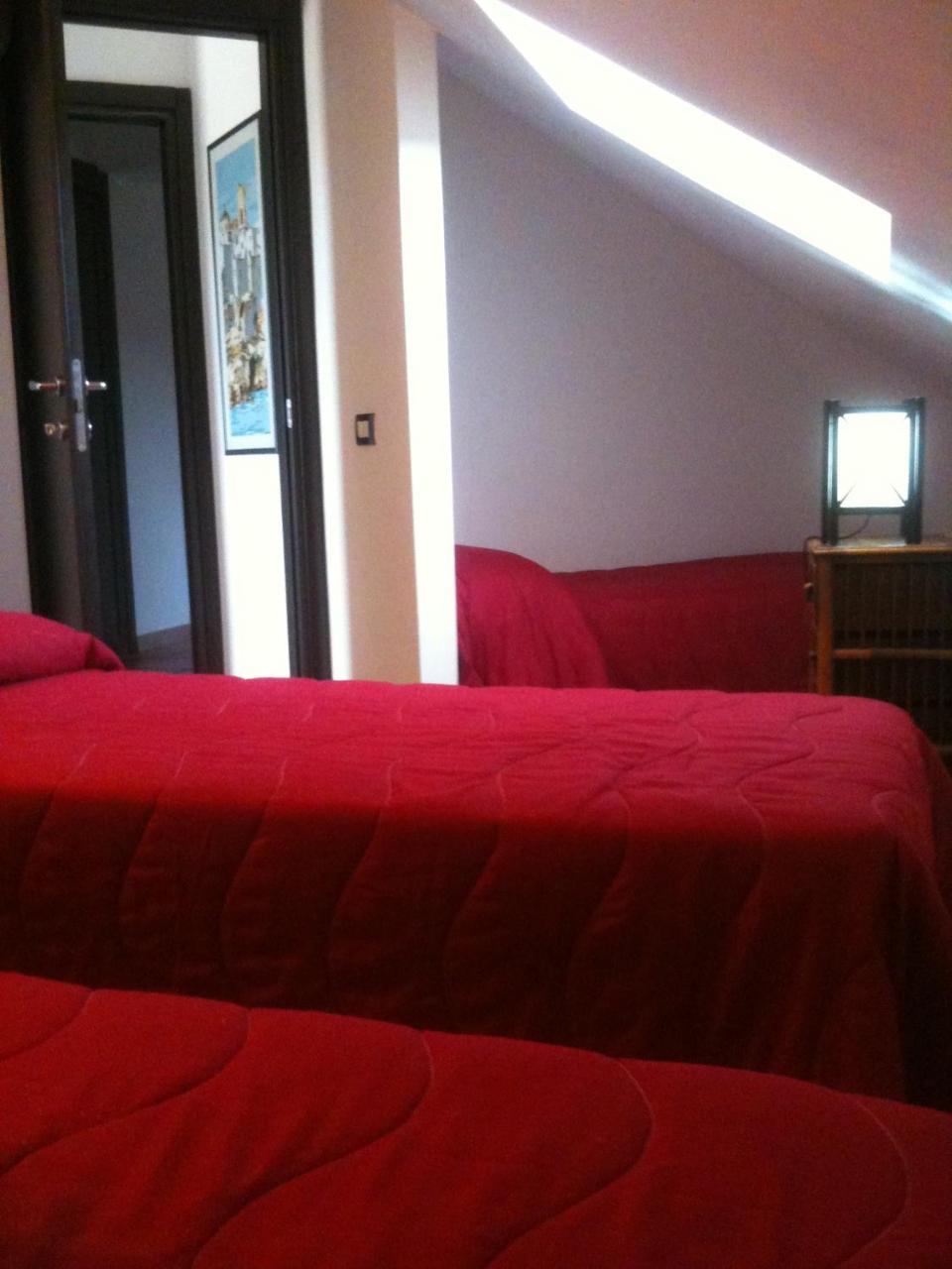 Casa Vacanze Surriano Шака Екстериор снимка